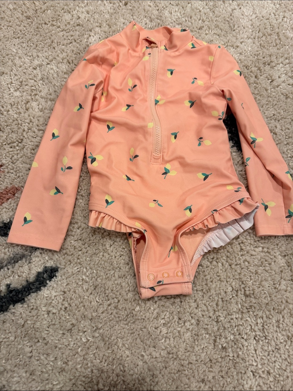 Gap Long-Sleeve One-Piece Rash Guard Swimsuit with Lemon Print